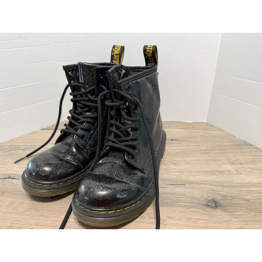 Girl's Doc Martens Youth Glitter Lace Up Boots 1460 J Black–Cosmic Glitter US 1